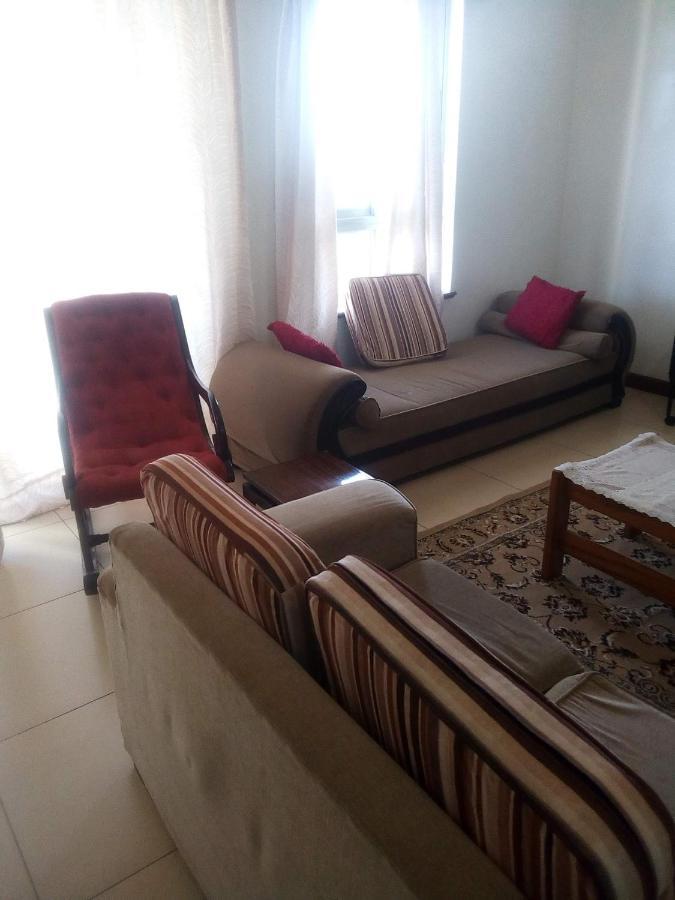Shanzu Beach Apartment With Stunning Ocean View Mwakirunge Zewnętrze zdjęcie