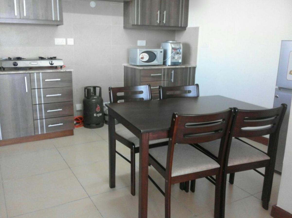 Shanzu Beach Apartment With Stunning Ocean View Mwakirunge Zewnętrze zdjęcie