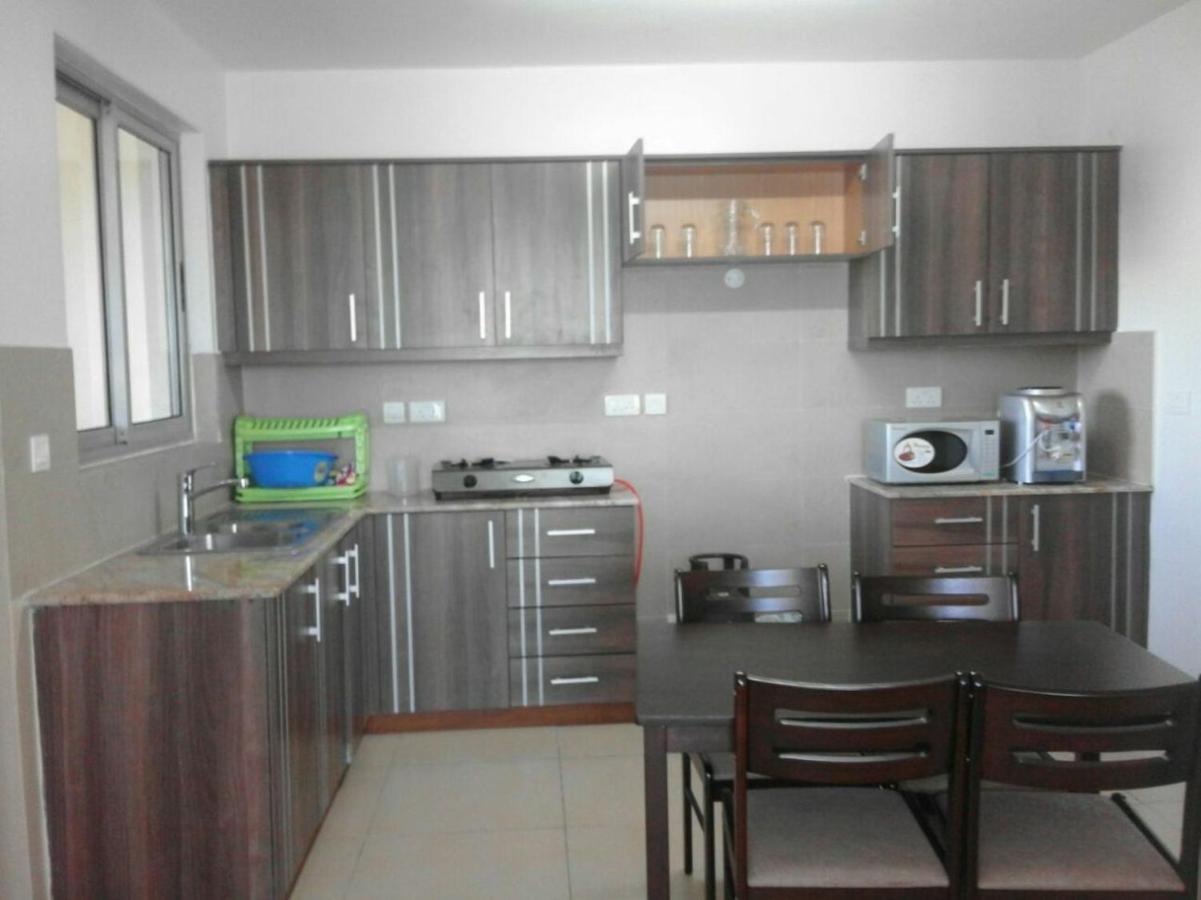 Shanzu Beach Apartment With Stunning Ocean View Mwakirunge Zewnętrze zdjęcie