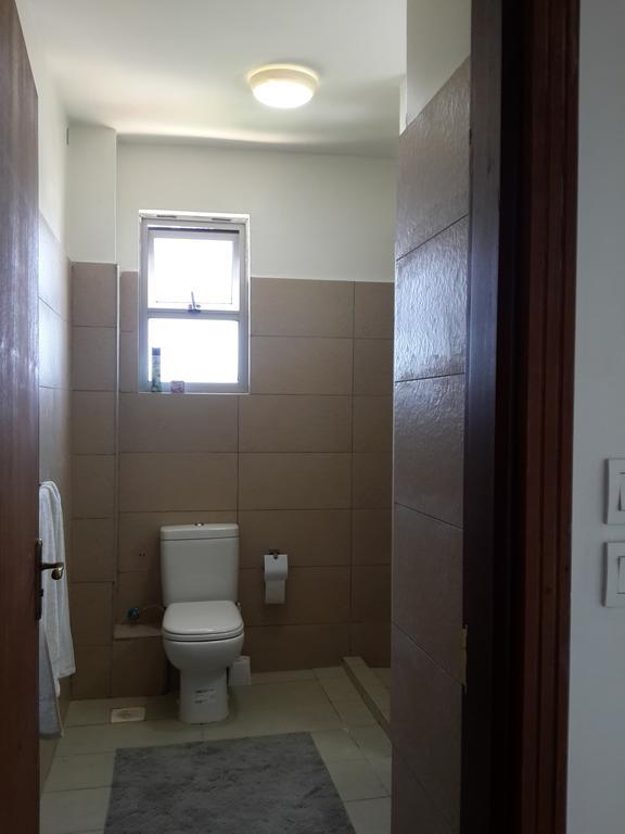 Shanzu Beach Apartment With Stunning Ocean View Mwakirunge Zewnętrze zdjęcie